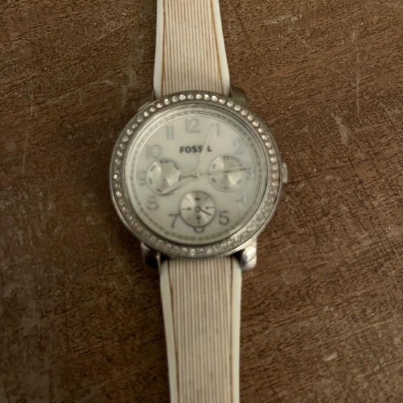 Fossil Accessories - Fossil White Leather Strap Silver Tone Watch ES 2980